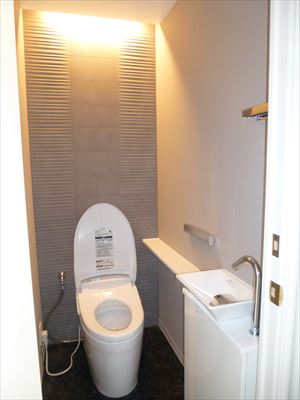 間接照明で落ち着いた雰囲気へイメージチェンジ